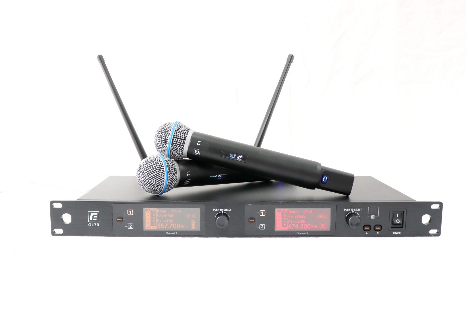 RFIntell QL7R/T1-A 651,800-683,400 МГц 2-канальная радиосистема с 2-мя ручными микрофонами в Еврейской АО